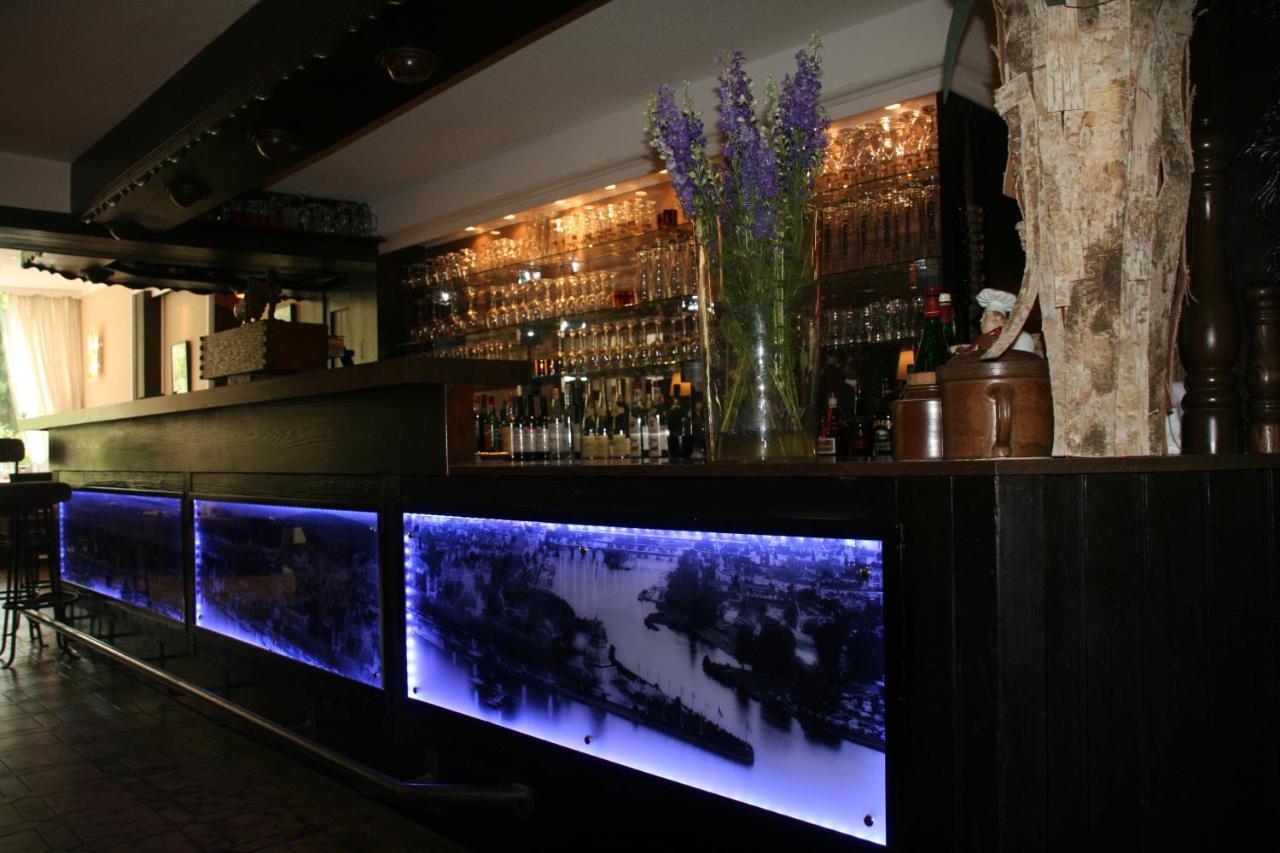 Hotel Weinlaube Кобленц Екстериор снимка
